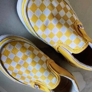 Vibrant checkered design slip-on style shoes